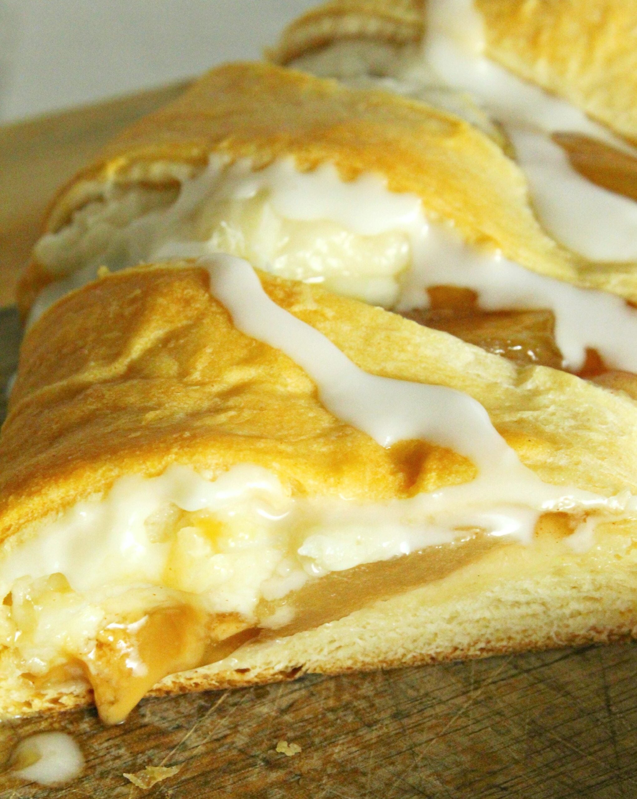 Caramel Apple Cream Cheese Crescent Ring