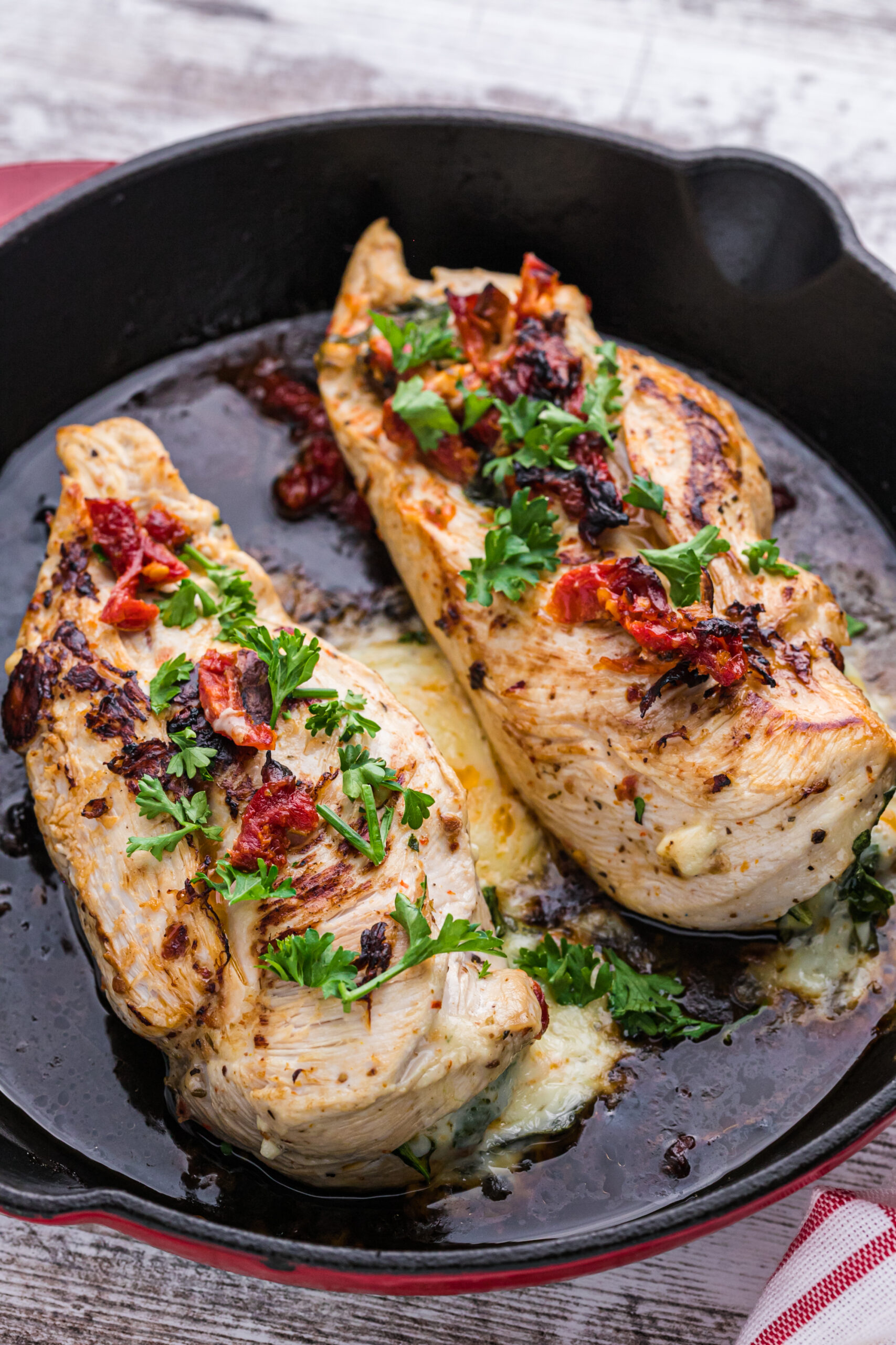 Cheesy Spinach & Sundried Tomato Stuffed Chicken