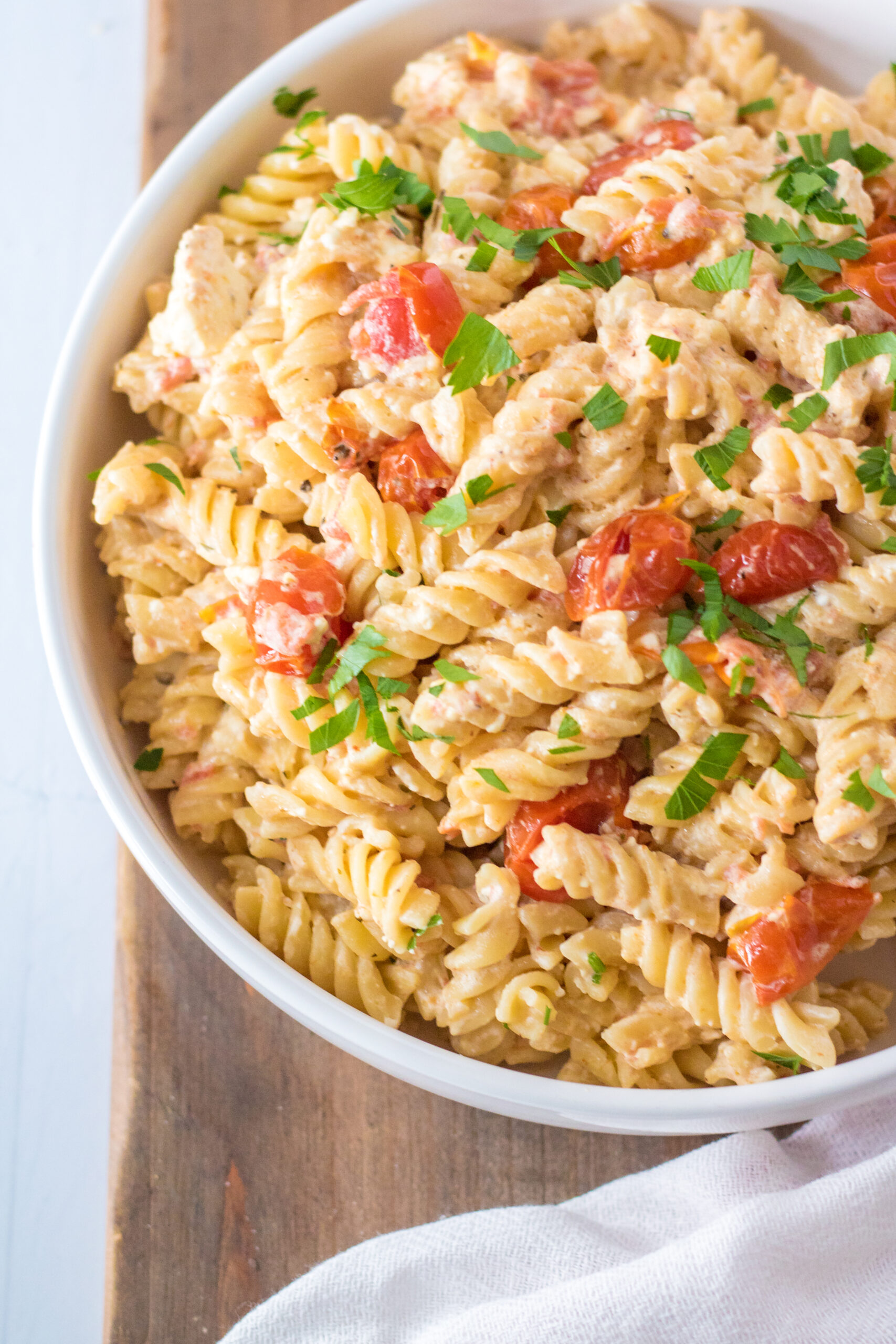 Slow Cooker Feta Tomato Pasta (Tik Tok)