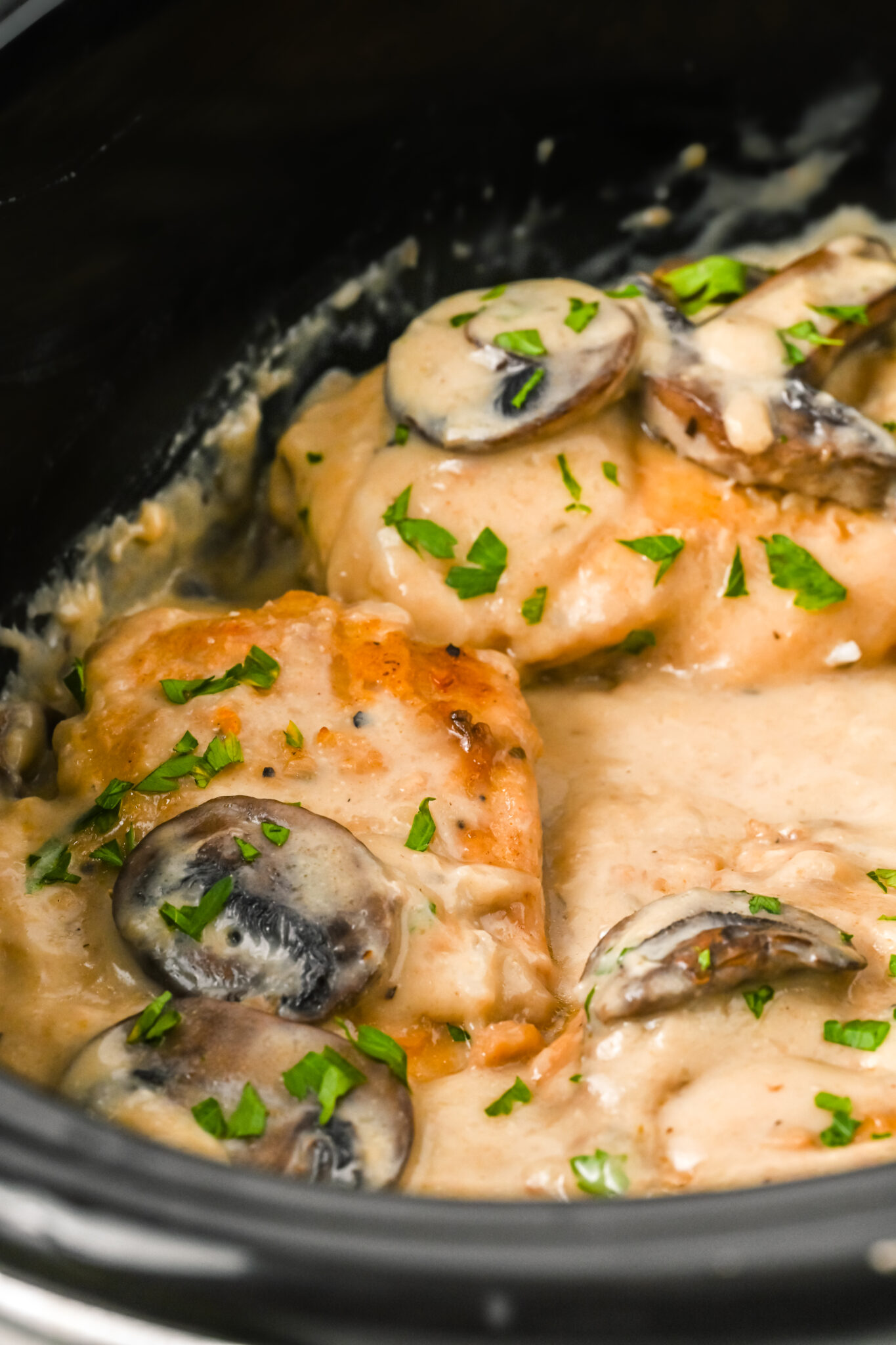Slow Cooker Chicken Marsala