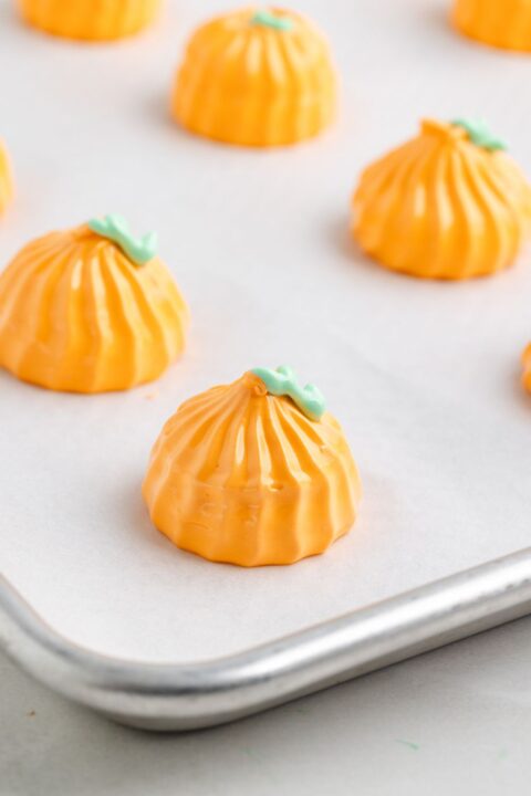 Fall Merigue Cookies Pumpkin Meringue Cookies (Melt-in-Your-Mouth Fall Treat) - My ...