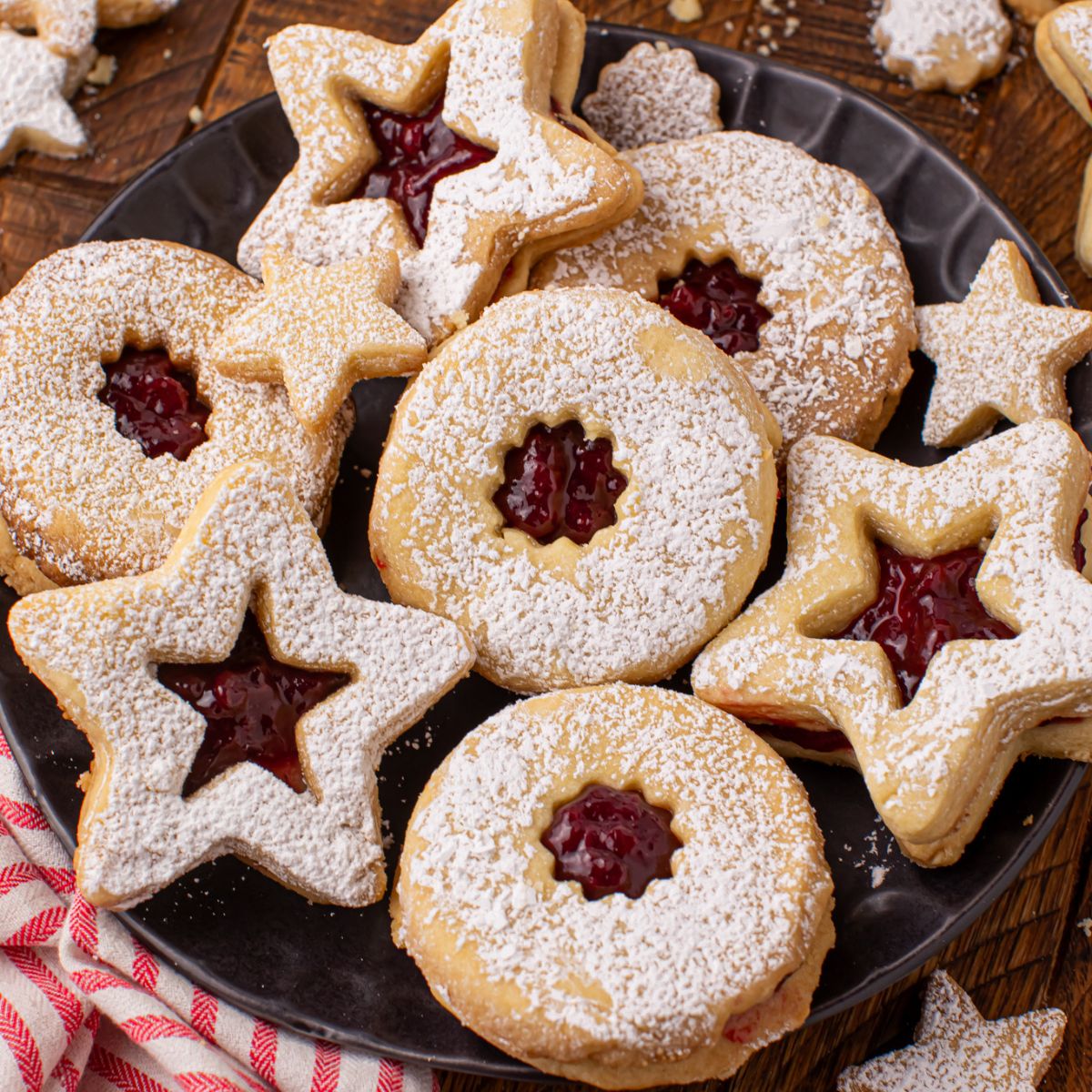 Easy Linzer Cookies with Jam Filling (Only 5 Ingredients!) - My